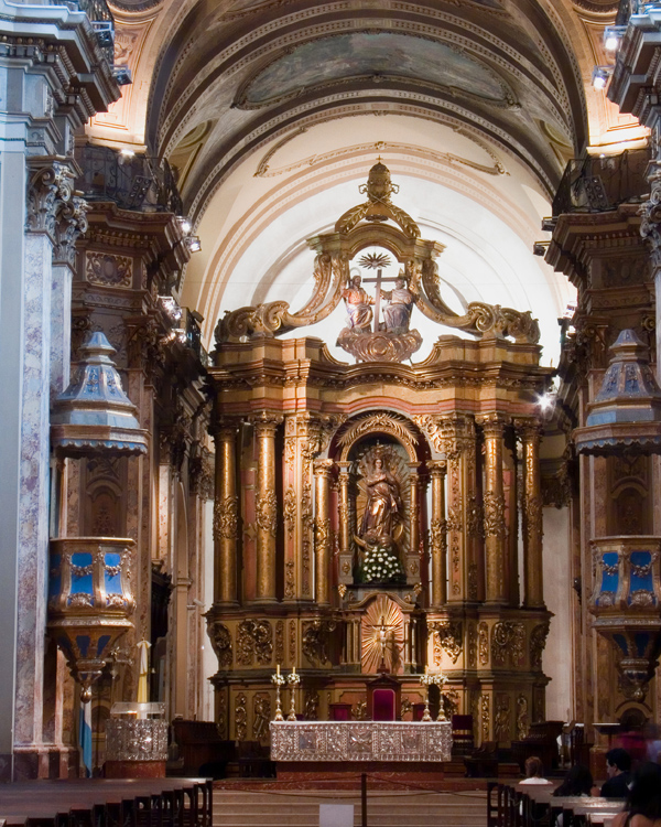 L'altar maggiore della cattedrale